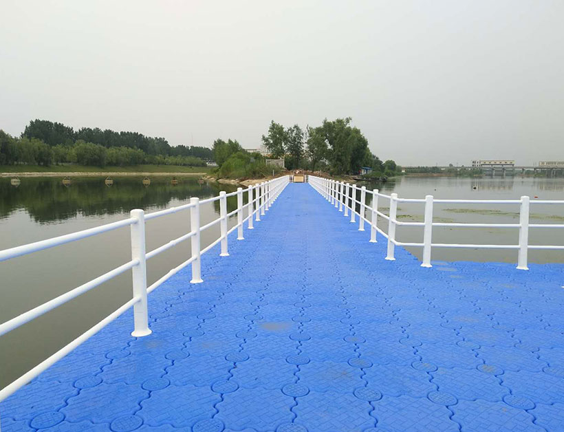山東棗莊臺(tái)兒莊浮橋